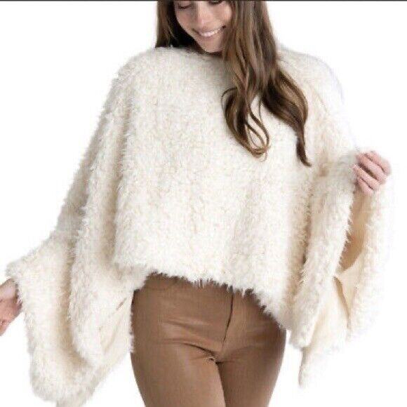 Mer Sea Sweaters - Mer Sea Sherpa Poncho Women's One Size Fits Most Oh So Cozy Sherpa Poncho